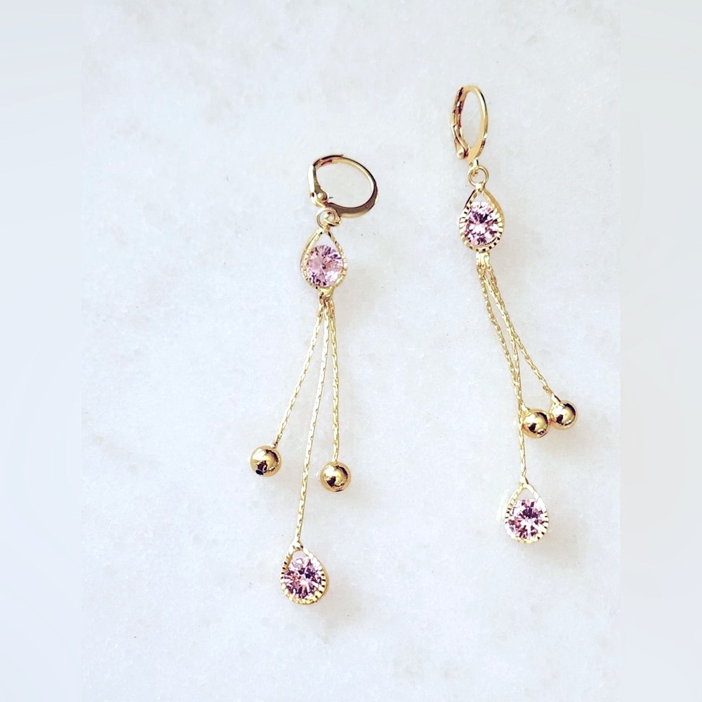 Dainty Drop Earrings!!!